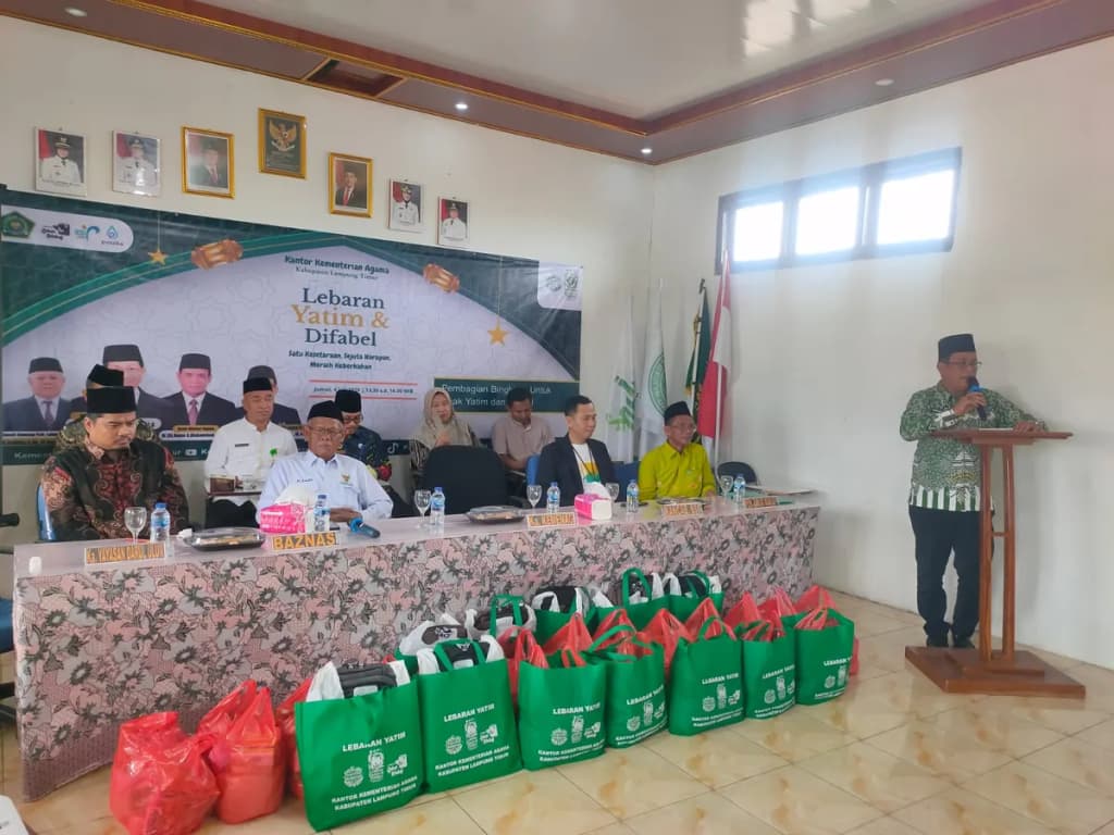 Kemenag Lampung Timur Bagikan 200 Paket di Lebaran Yatim dan Ikuti Zoom Nasional “Peaceful Muharram” dari Kampus STIS Darul Ulum