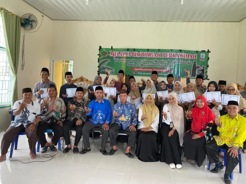 STIS Darul Ulum Lampung Timur Bersama KUA Sekampung Gelar Pembinaan Pra Calon Pengantin Usia Kuliah